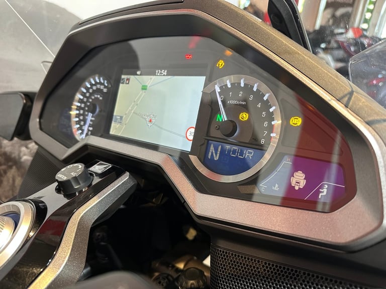 Honda GL1800 Goldwing 2020 with 27,043 miles 