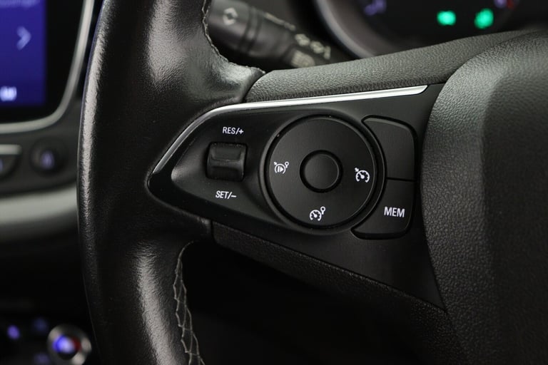 2018 Vauxhall Grandland X 1.2 Turbo Sport Nav 5dr Hatchback Petrol Manual