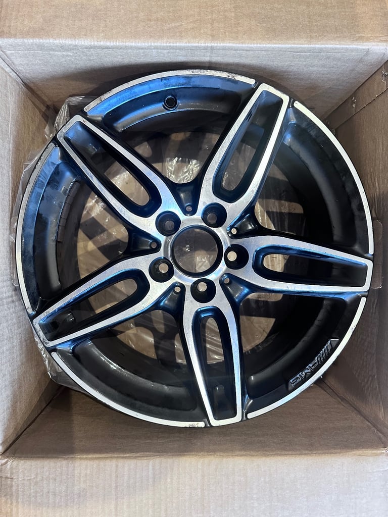 18” Alloy wheels 