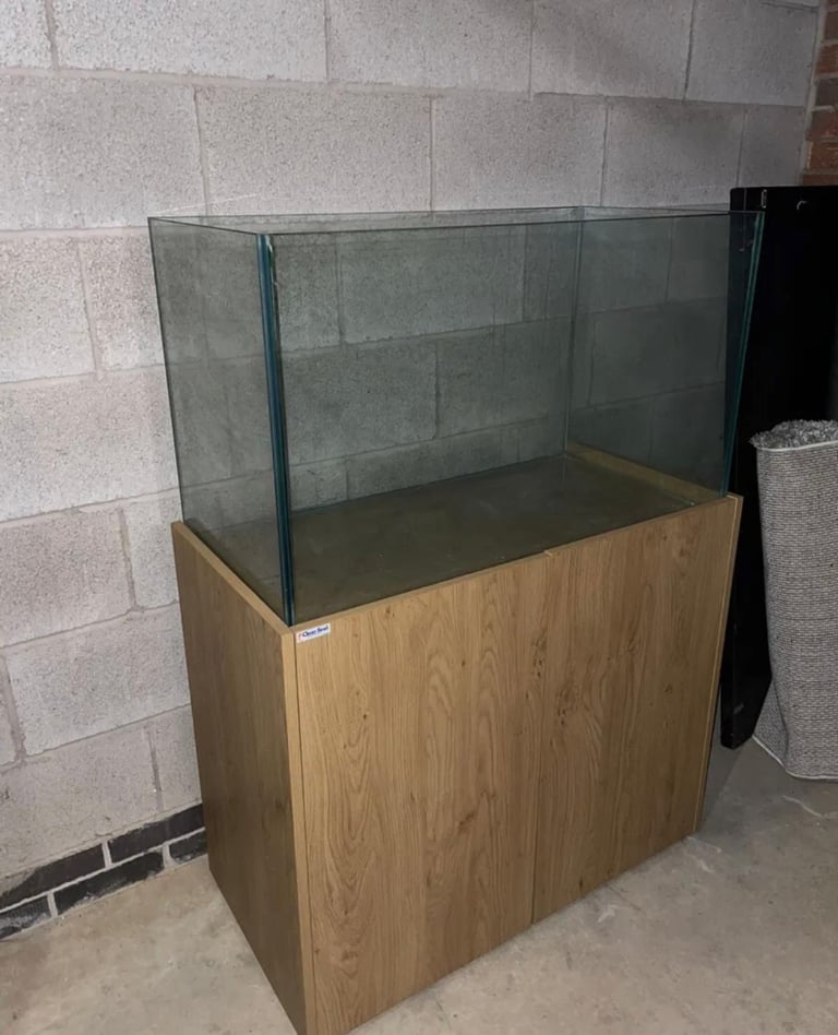 Clearseal 900 fish tank aquarium tropical marine setup delivery 