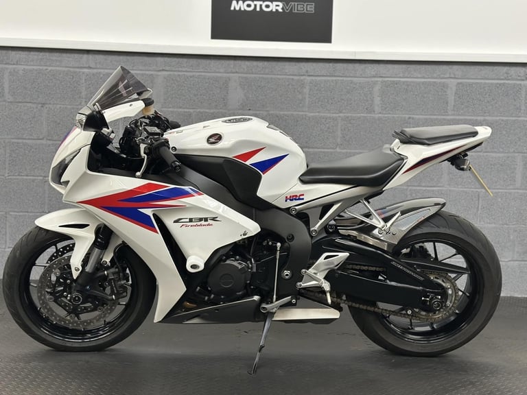 2013 Honda CBR1000RR Fireblade 1000 Super Sports Petrol Manual (178 ps)