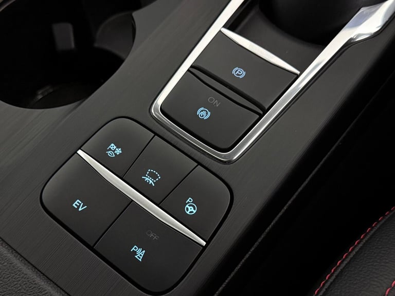  Ford Kuga 2.5 Duratec 14.4kWh ST-Line X Edition CVT Euro 6 (s/s) 5dr Petrol/Electric Hybrid Auto...