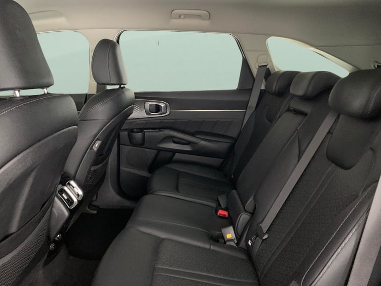 2022 Kia Sorento 1.6 T-GDi 13.8kWh 3 SUV 5dr Petrol Plug-in Hybrid Auto AWD Euro 6 (s/s) (26 Suv ...