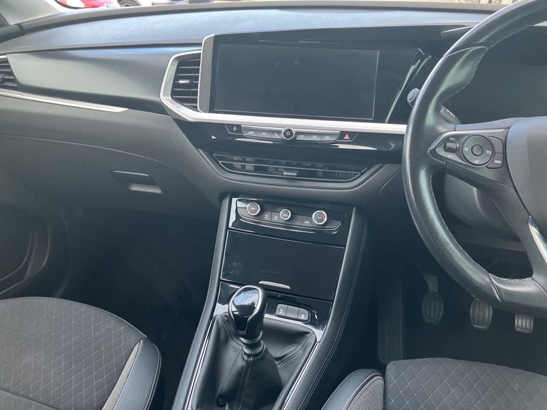 2022 Vauxhall Grandland 1.2 Turbo GS Line 5dr Hatchback PETROL Manual