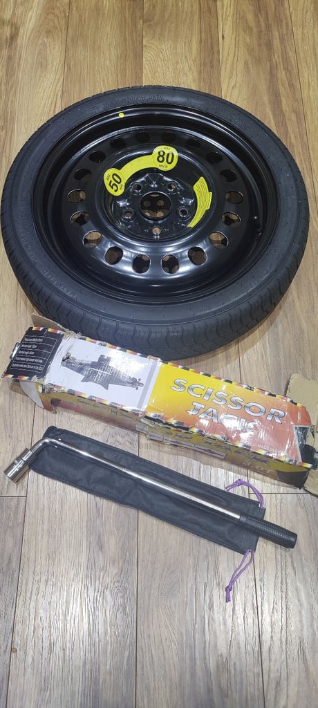 17inch Toyota Corolla, Space Saver, Spare wheel, Scissor Jack Kit
