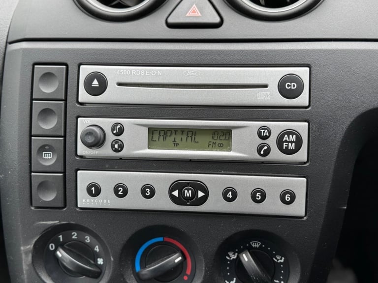 2005 Ford Fiesta 1.25 Style 3dr HATCHBACK PETROL Manual - Image 20