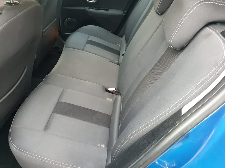 2010 Renault Megane 1.6 16V Dynamique TomTom Hatchback 5dr Petrol Manual Euro 5