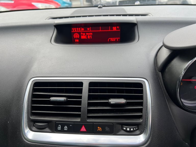 2016 Vauxhall Meriva 1.4i Turbo SE Euro 6 5dr MPV Petrol Manual