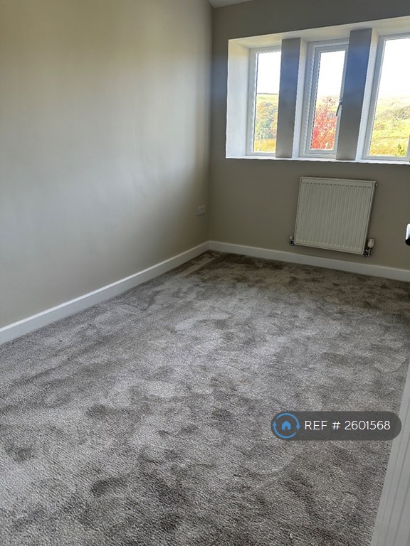 3 bedroom house in Middle Newgate, Littleborough, OL15 (3 bed) (#2601568)