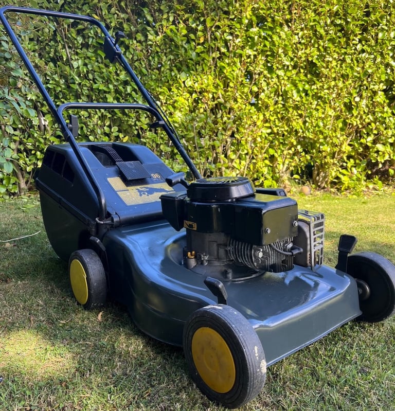 image for Tecumseh 19” petrol lawnmower VGC heavy gauge steel deck serviced sharpened high lift blade mower 