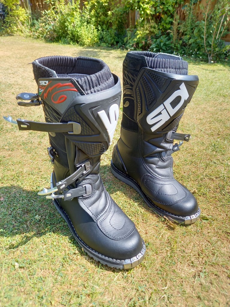SIDI Courier Motorcycle Boots, size 8