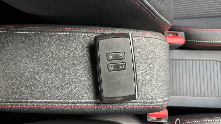 2022 Renault Clio 1.0 TCe 90 RS Line 5dr Petrol Hatchback Hatchback Petrol Manual