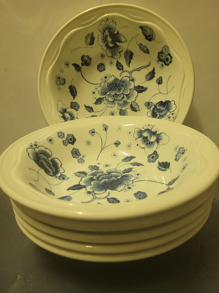 POOLE DORSET BLUE SPRAYS  6" BOWLS X 6 -   PERFECT 