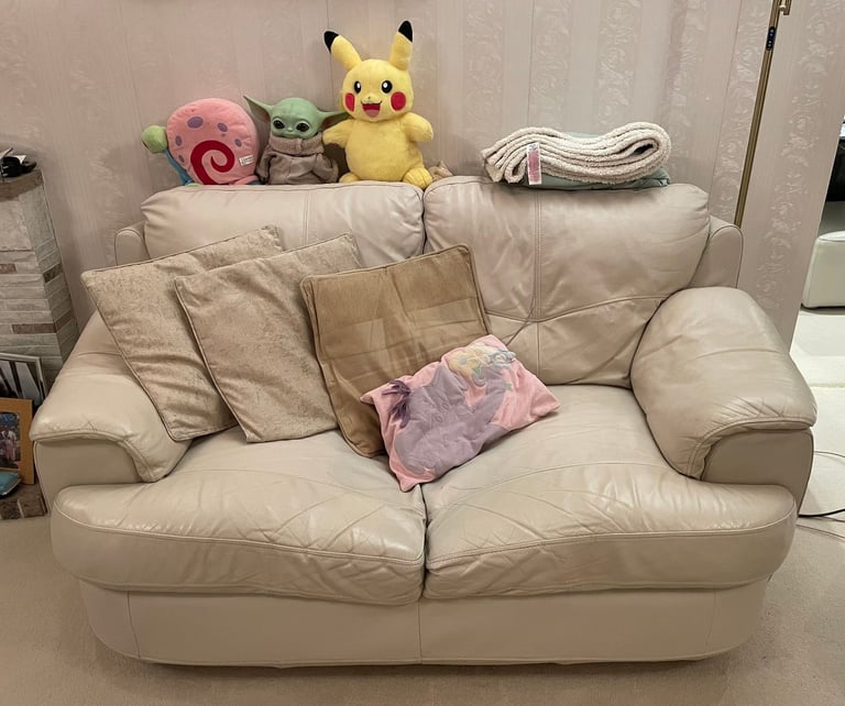 White Leather 2-Seat Sofa