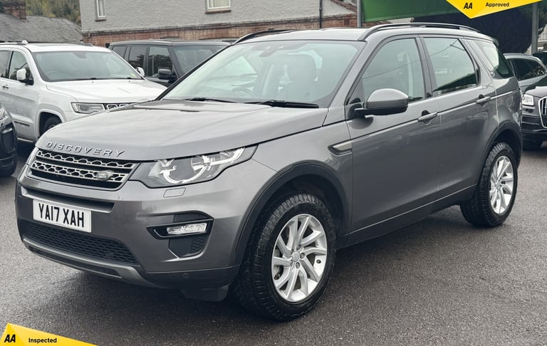 image for 2017 Land Rover Discovery Sport 2.0 TD4 SE Tech SUV 5dr Diesel Manual 4WD Euro 6 (s/s) (180 ps) E...