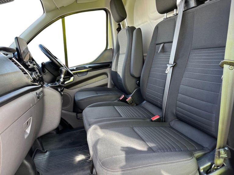 2020 Ford Transit Custom 300L2 Limited Van 2.0l 170ps 6 Speed in Moondust Silver