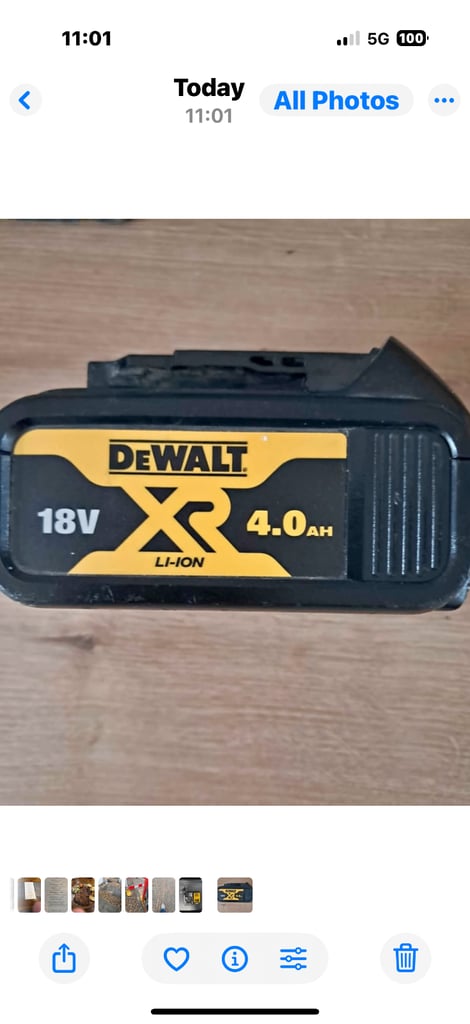 Dewalt Bluetooth radio battery and charger