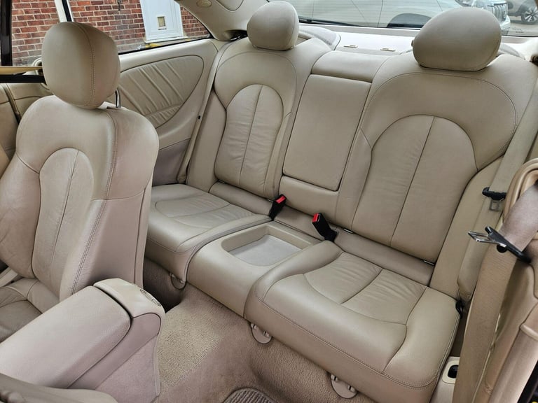 2008 Mercedes-Benz CLK 3.0 CLK320 CDI Elegance 7G-Tronic 2dr COUPE Diesel Automatic