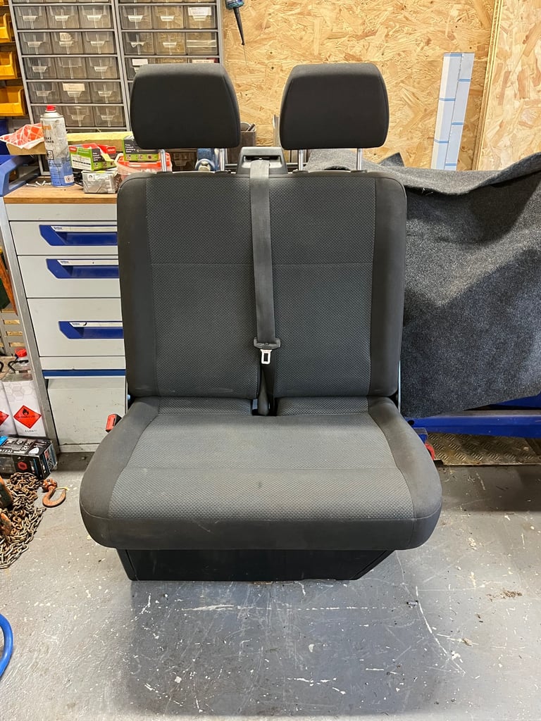 VW Transporter Double Front Seat
