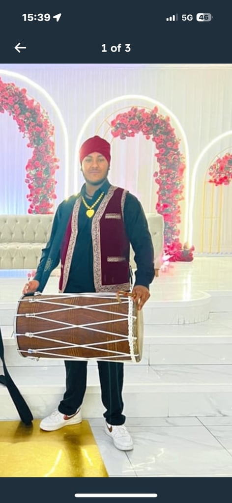 Dhol player