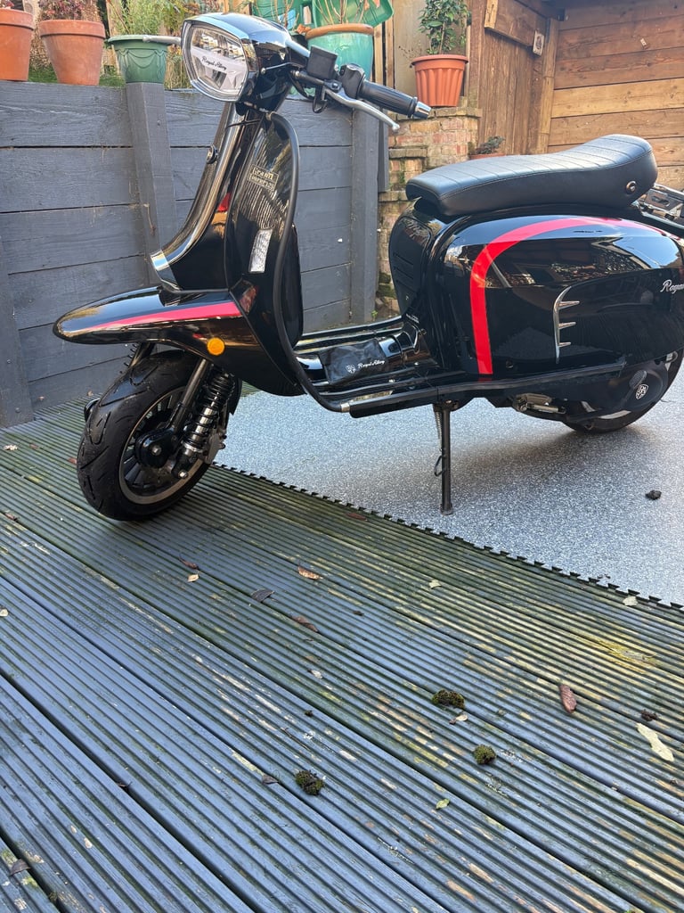 Royal Alloy GT, 2024, 125 (cc)