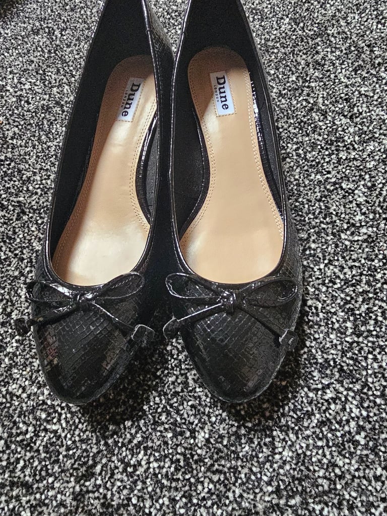 Dune London black senthetic reptile block heel size 7