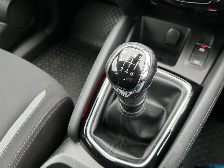 2017 Nissan Qashqai DCI ACENTA Hatchback Diesel Manual