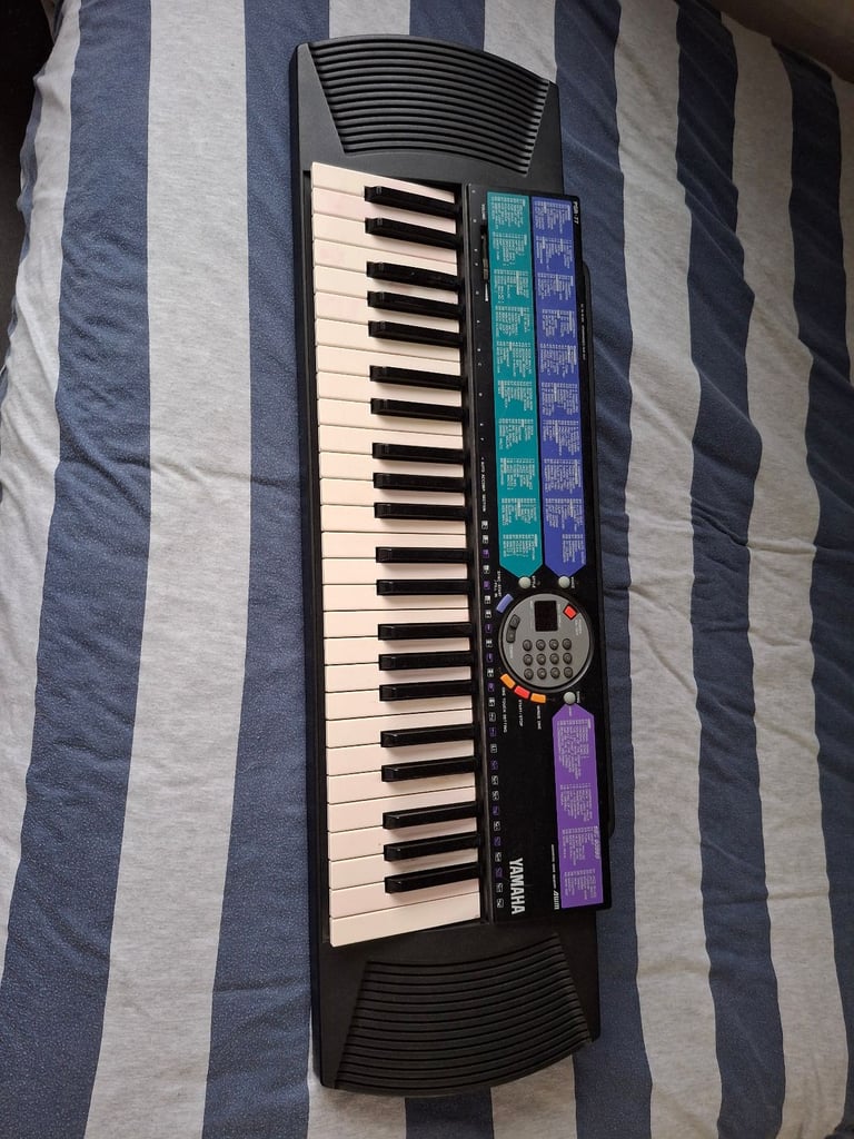 Yamaha keyboard 