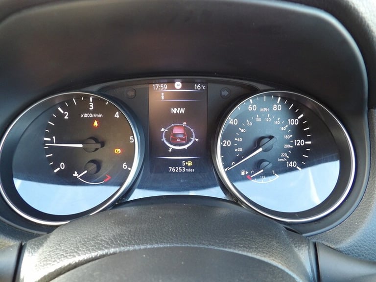 2017 Nissan Qashqai 1.5 dCi N-Connecta 5dr HATCHBACK DIESEL Manual