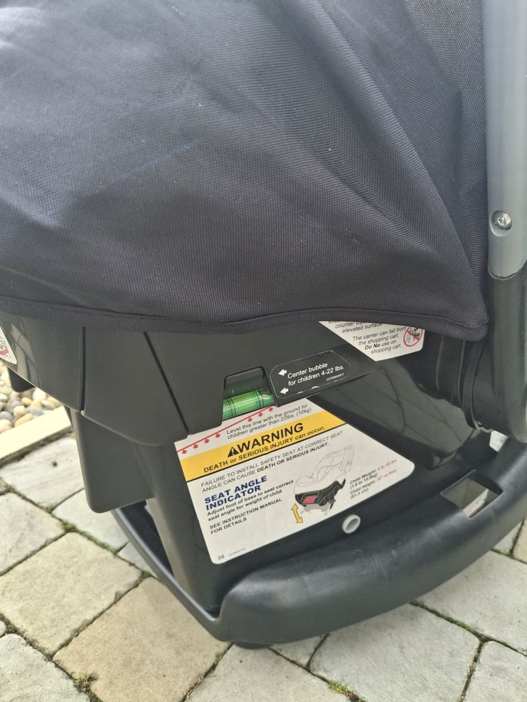 Babytrend Car Seat/Carrier 