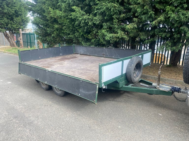 image for Trailer been refurbished proper trailer 11ft long 7half ft wide
