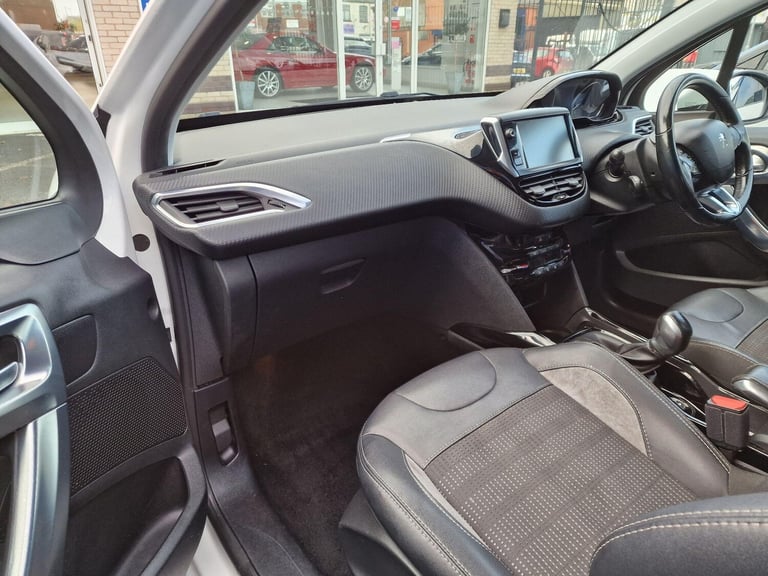 2018 Peugeot 2008 1.6 BlueHDi Allure Euro 6 (s/s) 5dr HATCHBACK Diesel Manual