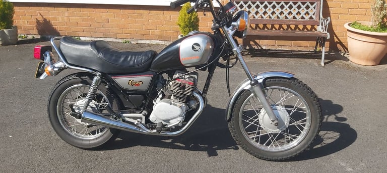 HONDA CM125 1983