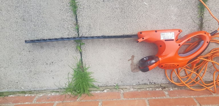 Flymo HT450 Hedge Trimmers Newly Serviced