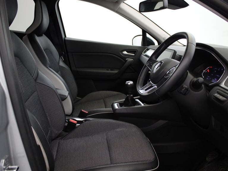 2022 Renault Captur 1.3 TCE 140 SE Edition 5dr Crossover/SUV PETROL Manual