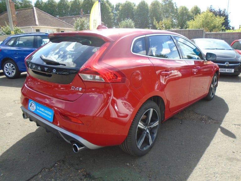 2016 Volvo V40 D4 [190] R DESIGN 5dr HATCHBACK Diesel Manual