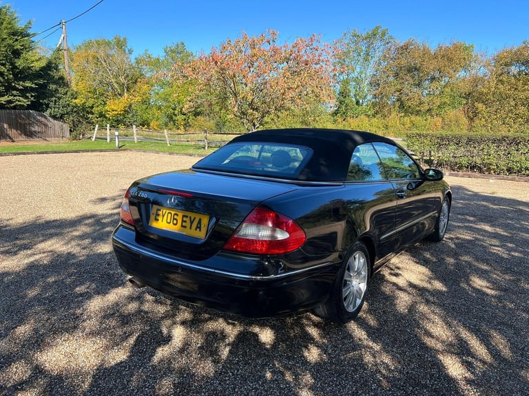 2006 Mercedes-Benz CLK 3.0 CLK280 Elegance Cabriolet 7G-Tronic 2dr CONVERTIBLE Petrol Automatic