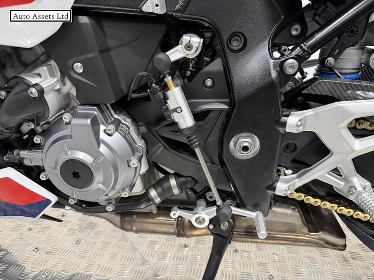 2024 BMW M 1000 R 1000 Naked Petrol Claw-shifted Euro 5 (209 ps) Naked Petrol Manual