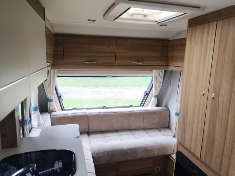 2014 Elddis Xplore 304 – 4 Berth Lightweight Compact Caravan