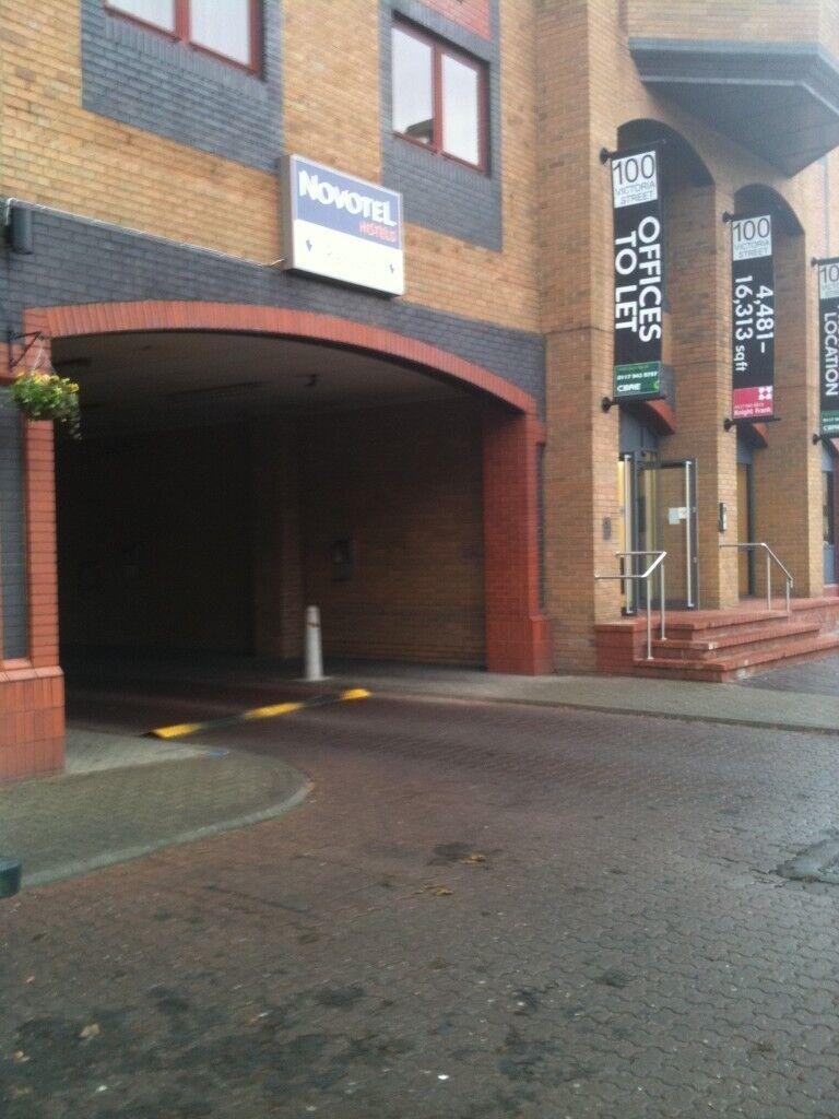 Secure, 24/7, covered parking on ***VICTORIA ST/TEMPLE MEADS*** BS1 6HY (5208)