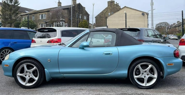 LOOKING TO BUY MAZDA MX5 MK1 / MK2 / MK3 Eunos - UK or Import Models