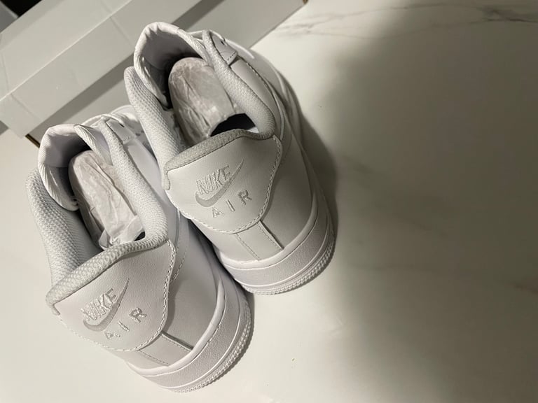 White Nike Air force 1 size uk men’s 9