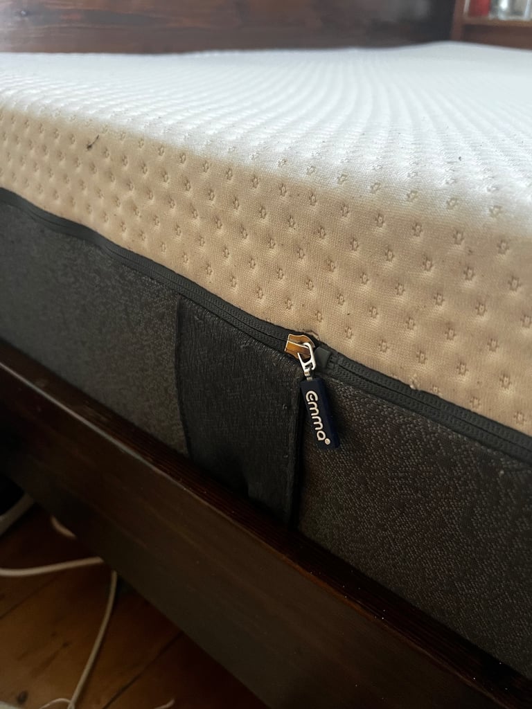 image for Emma King Size Memory Foam Mattress 