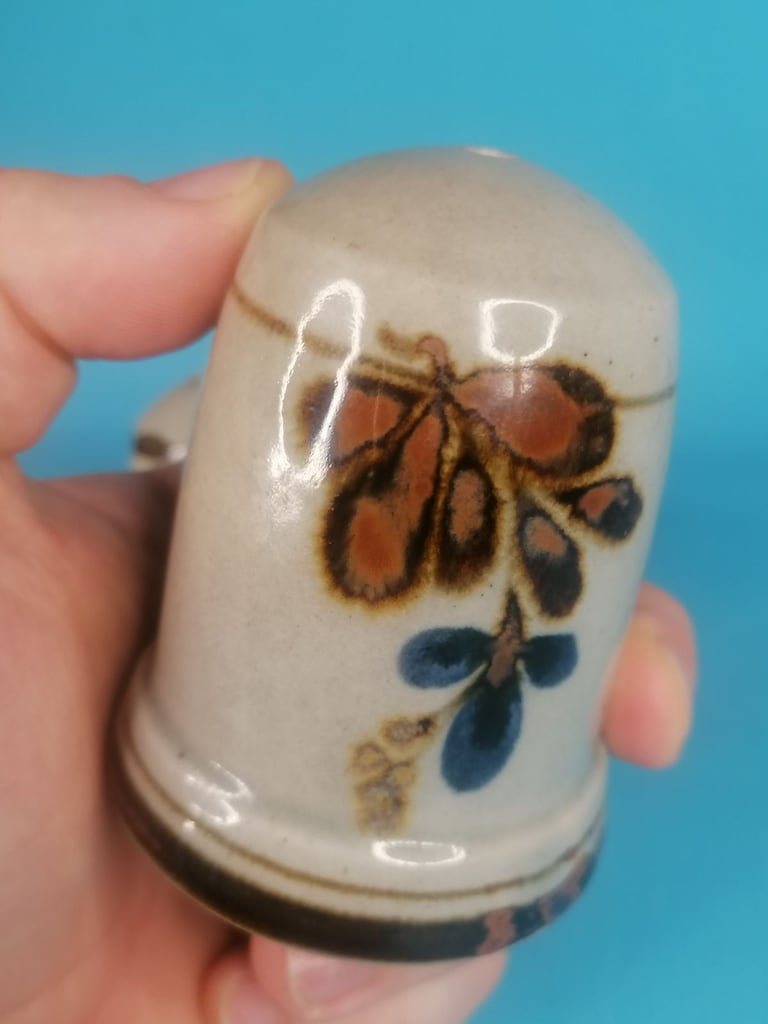 Very nice, Vintage Home Village salt&pepper shaker. As seen. 