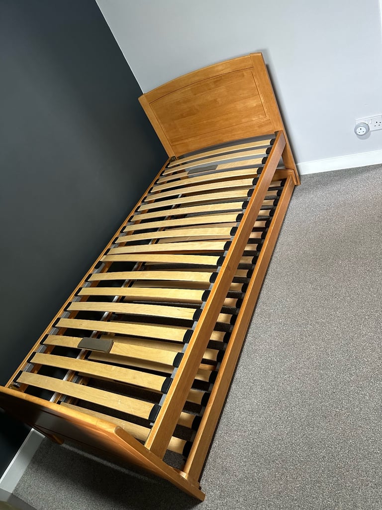 Single bed and trundle bed 