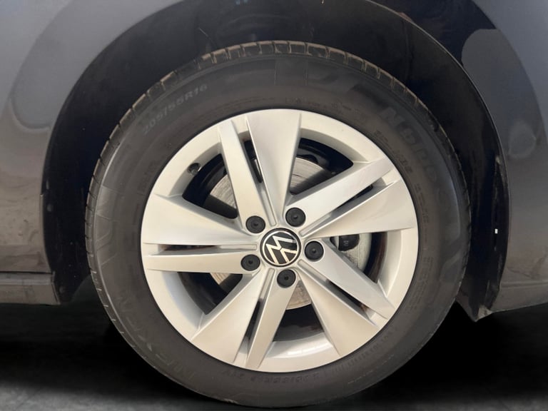 2023 Volkswagen Golf 1.5 eTSI MHEV Life Hatchback 5dr Petrol Hybrid DSG Euro 6 (s/s) (150 ps) -  ...