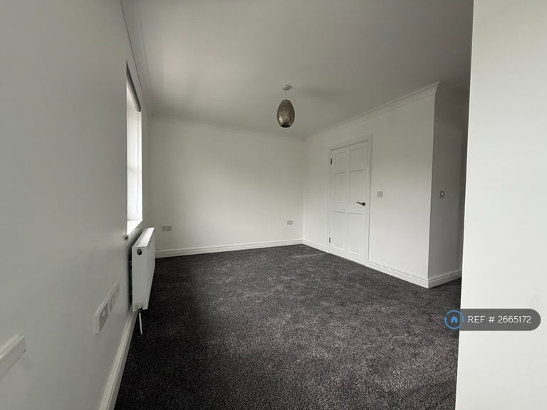 3 bedroom house in Grove Road, Pontardawe, Swansea, SA8 (3 bed) (#2665172)