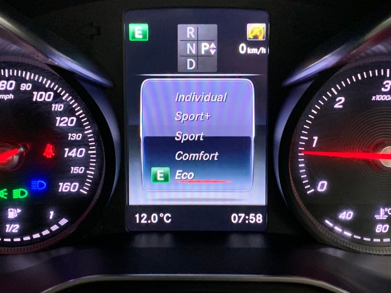 2019 Mercedes-Benz GLC 2.1 GLC250d AMG Line (Premium Plus) SUV 5dr Diesel G-Tronic+ 4MATIC Euro 6...