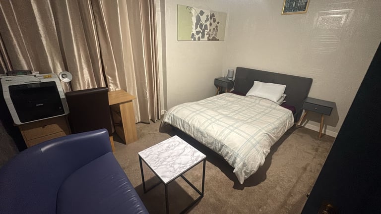 Room available from 1 Nov.