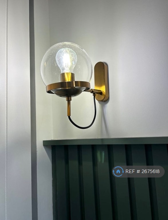 1 bedroom flat in Northfield Place, Aberdeen, AB25 (1 bed) (#2675618)